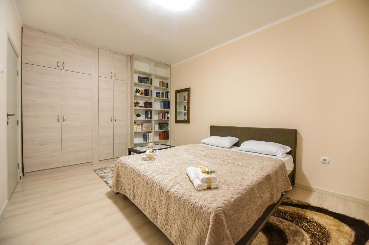 Apartman Centar 1 Lägenhet Podgorica Exteriör bild